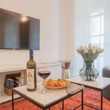 Appartamento Palazzo Tatti By Rent *